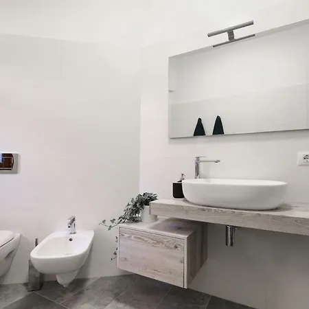 Perry's Pognana Lario